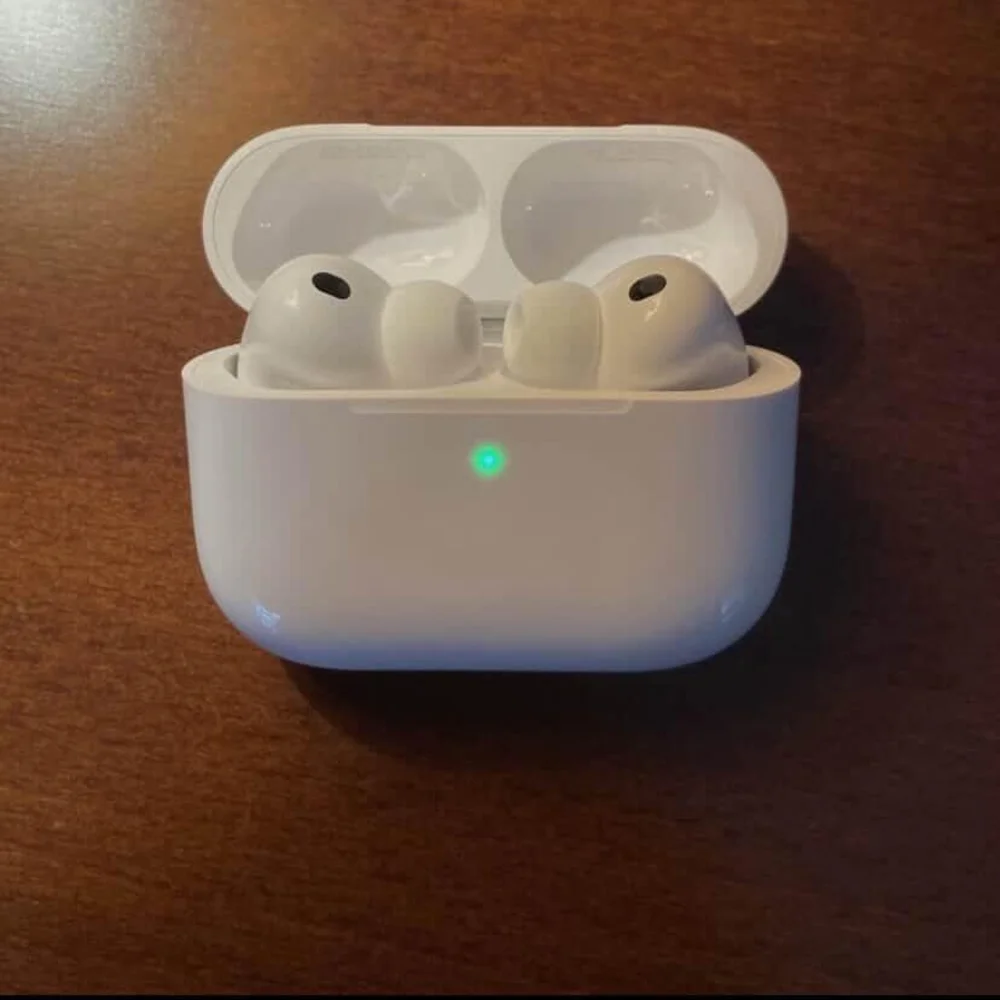 Apple AirPods Pro with Charging Case - White
